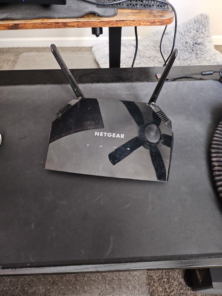 Netgear Ac 1900 Router And Extender