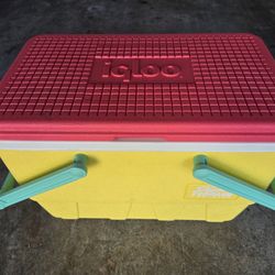 IGLOO The Picnic Cooler - Retro Colors