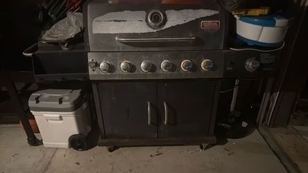 Outdoor Gourmet Grill