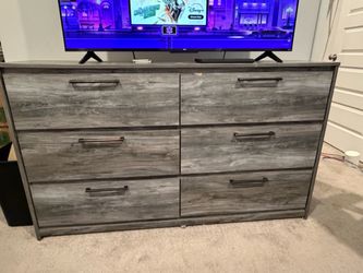 6-Drawer Double Dresser Gray Wood Finish