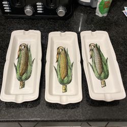 Vintage, Original JSC Design, Ceramic Corn On The Cob Holder.