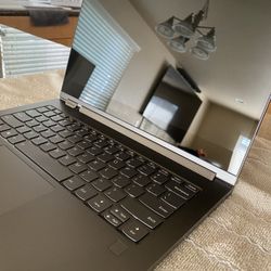 Lenovo Yoga Laptop