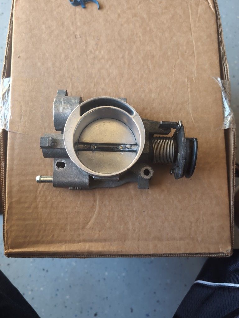 Throttle Body Dodge Dakota 2006