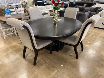 Savion Espresso Round/Oval Extendable Dining Set