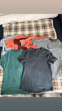 Lululemon short sleeve shirts (Bundle / lot of 14)