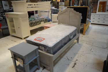 Progressive Chatsworth Dove Twin Panel Bed