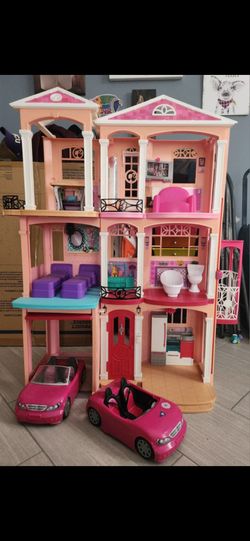 Barbies/houses