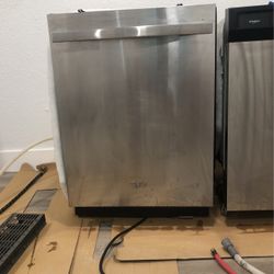 Whirlpool Dishwasher 