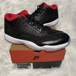 New Air Jordan 11 Low Bred Men Size 10.5 
