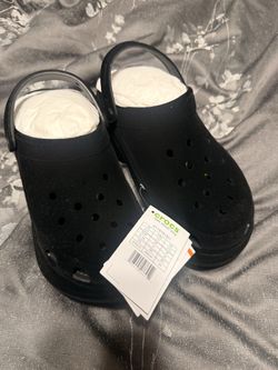 WMNS)  10 wide Crocs Bae Velvet Clog 'Black'
