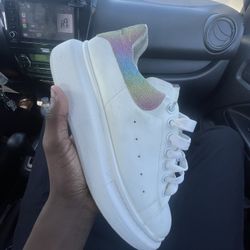 Mcqueens Size 10(READ DESCRIPTION)