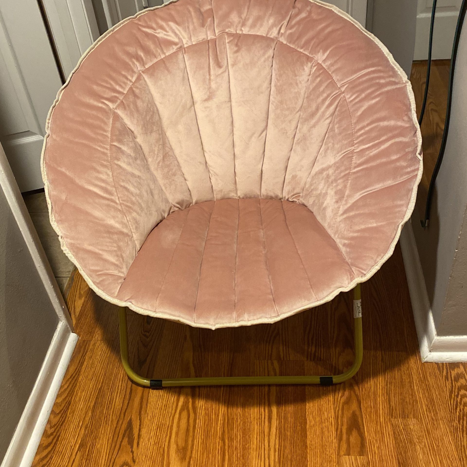 Brand New  Velvet Channel Sfitch  Dancer Chair Blush Folding