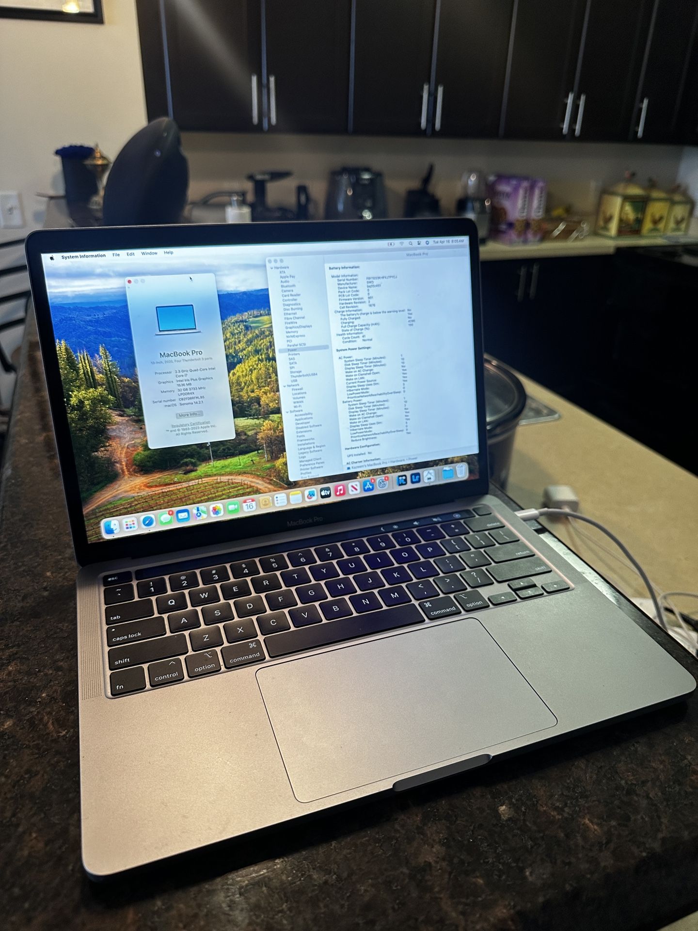 MacBook Pro i7 - 32GB Ram - 1TB HD - 13 inch