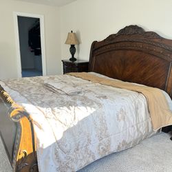 Beautiful Solid Wood King Size Bedroom Set  