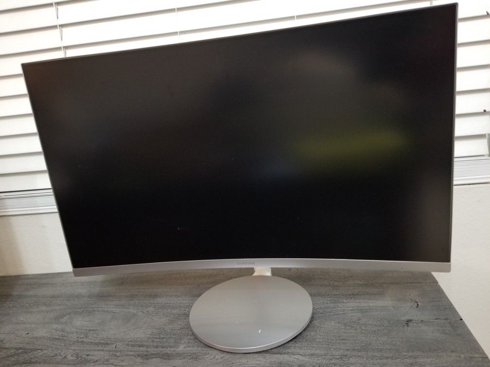 Samsung 27" curved monitor