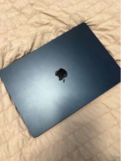 MacBook Air 15 inch - Midnight blue