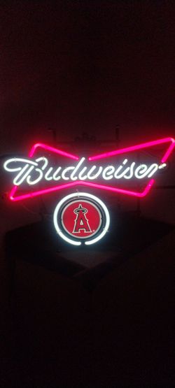 BUDWEISER ANGELS NEON SIGN . DODGERS & ANGELS BOBBLEHEADS AVAILABLE.( ALSO PLENTY OF NEON SIGNS / LIGHTS AVAILABLE FOR SALE ) TAP HANDLES