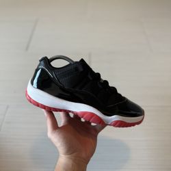 Nike Air Jordan Retro 11 Bred Low Size 8