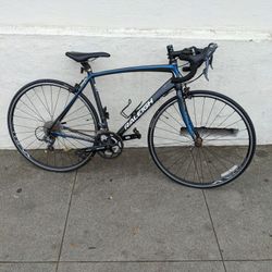 Raleigh Revenio 1.0 Hybrid Bike