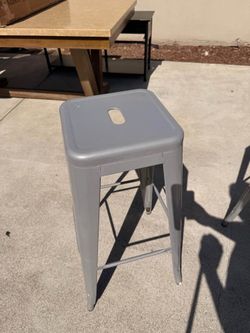 Set of 4 Silver Metal Bar Stools