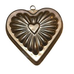 Vintage 6 1/4” Copper Heart Mold / Cake Pan / Wall Decor / Jello Mold
