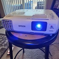 EPSON POWERLITE S27 HDMI PROJECTOR 