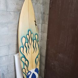 Surfboard 6'4"