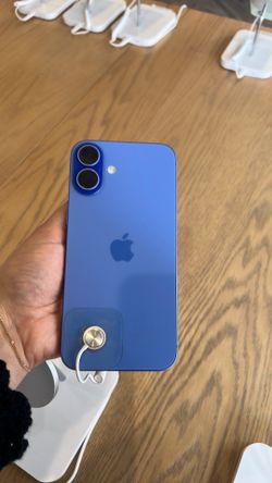 iPhone 16 Plus