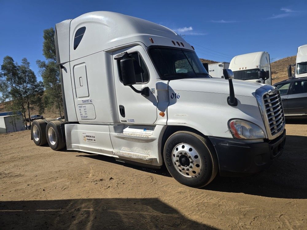 Freightliner Cascadia Truck 2016 for Sale in Riverside County, CA OfferUp
