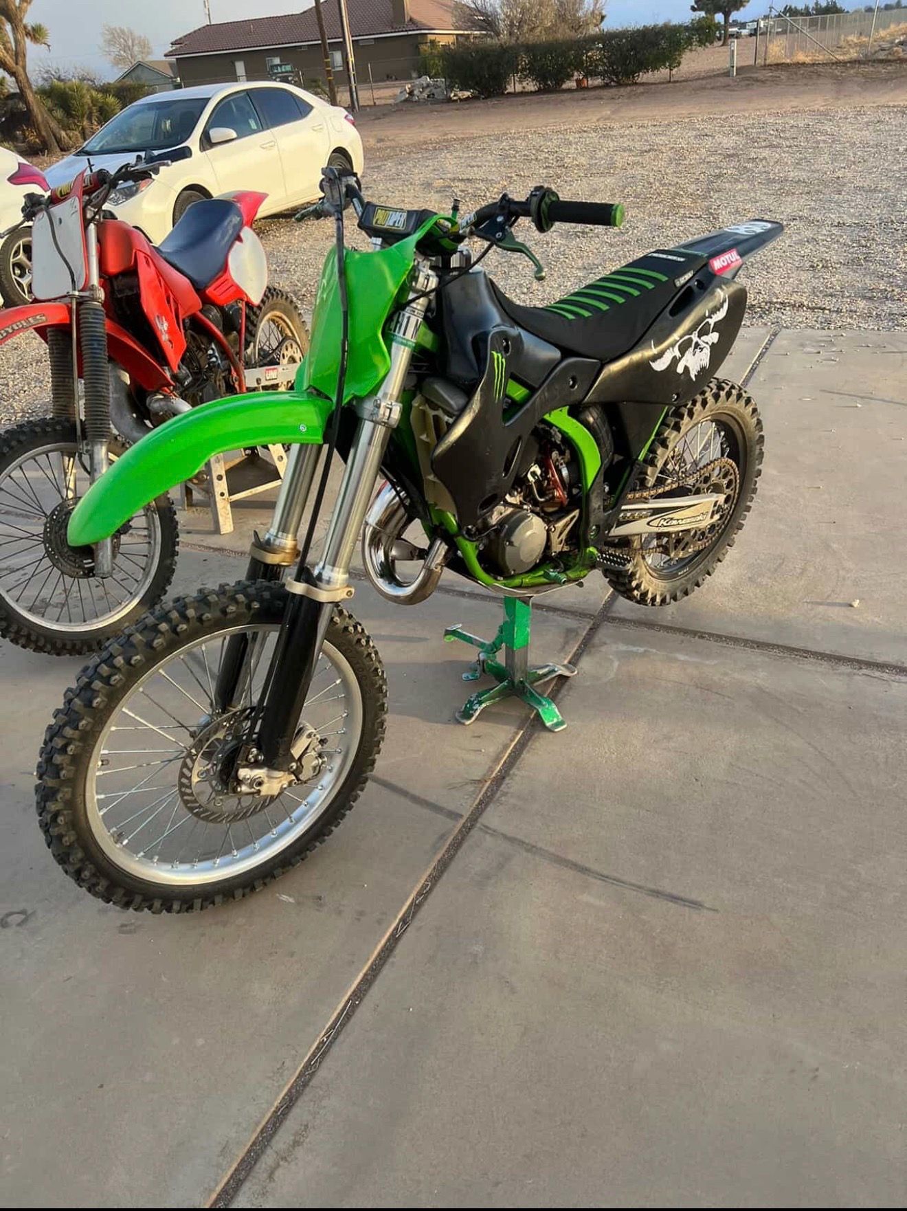 2000 KX 125