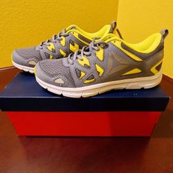 Reebok shoes size 4.5 USA