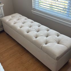 Ottoman bench with storage