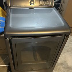 Samsung Electric Dryer – Needs Belt – Great Deal