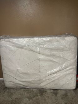 FULL SIZE MATTRESS & BOX SPRING FOR SALE