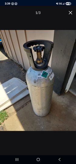 CO2 TANK
