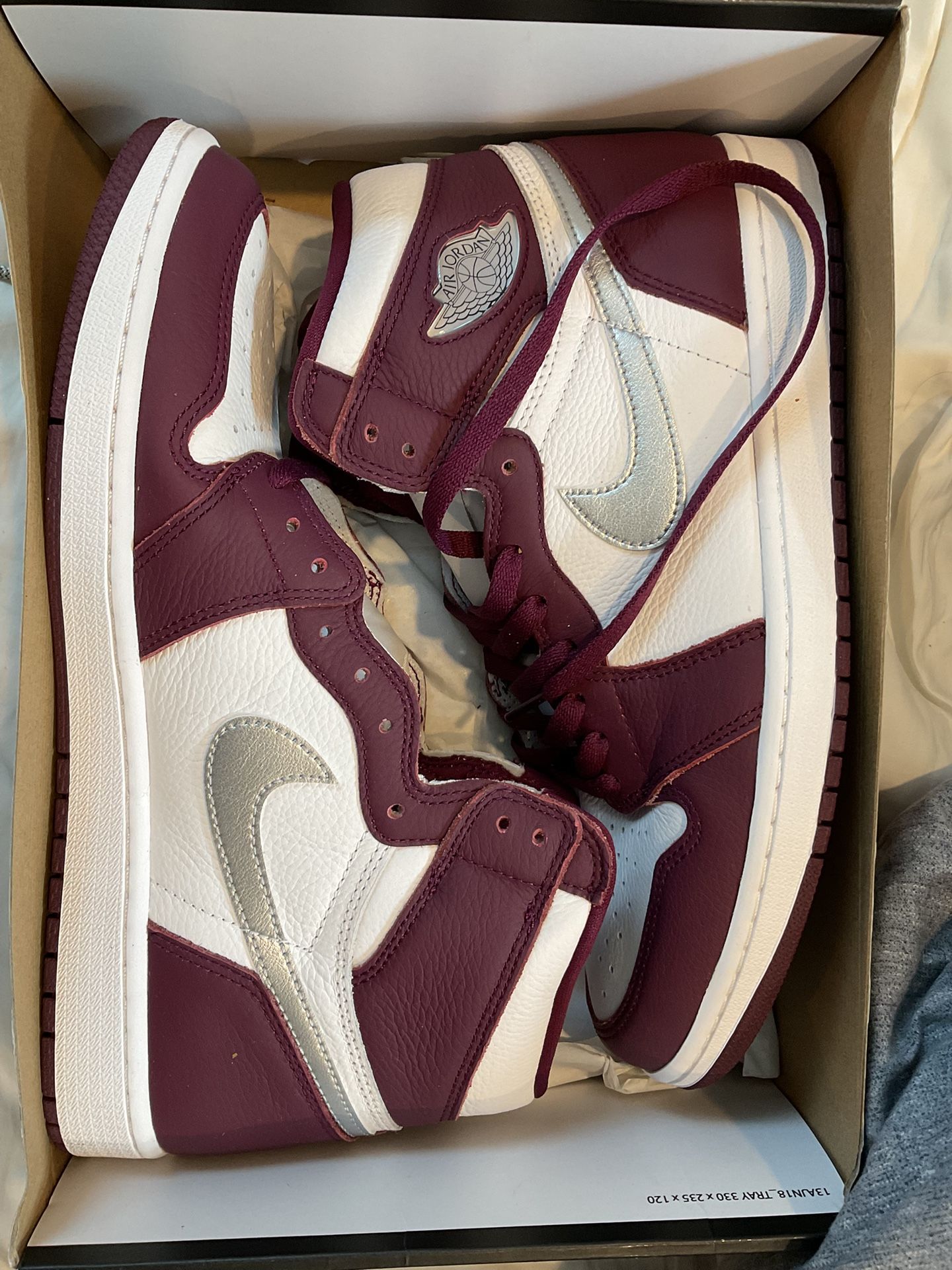 Jordan 1 High “Bordeaux”