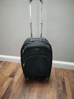 Suitcase luggage with wheels