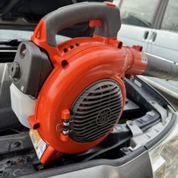 Husqvarna (contact info removed)02 (BLOWER 125BVX 25cc, Handheld Blower