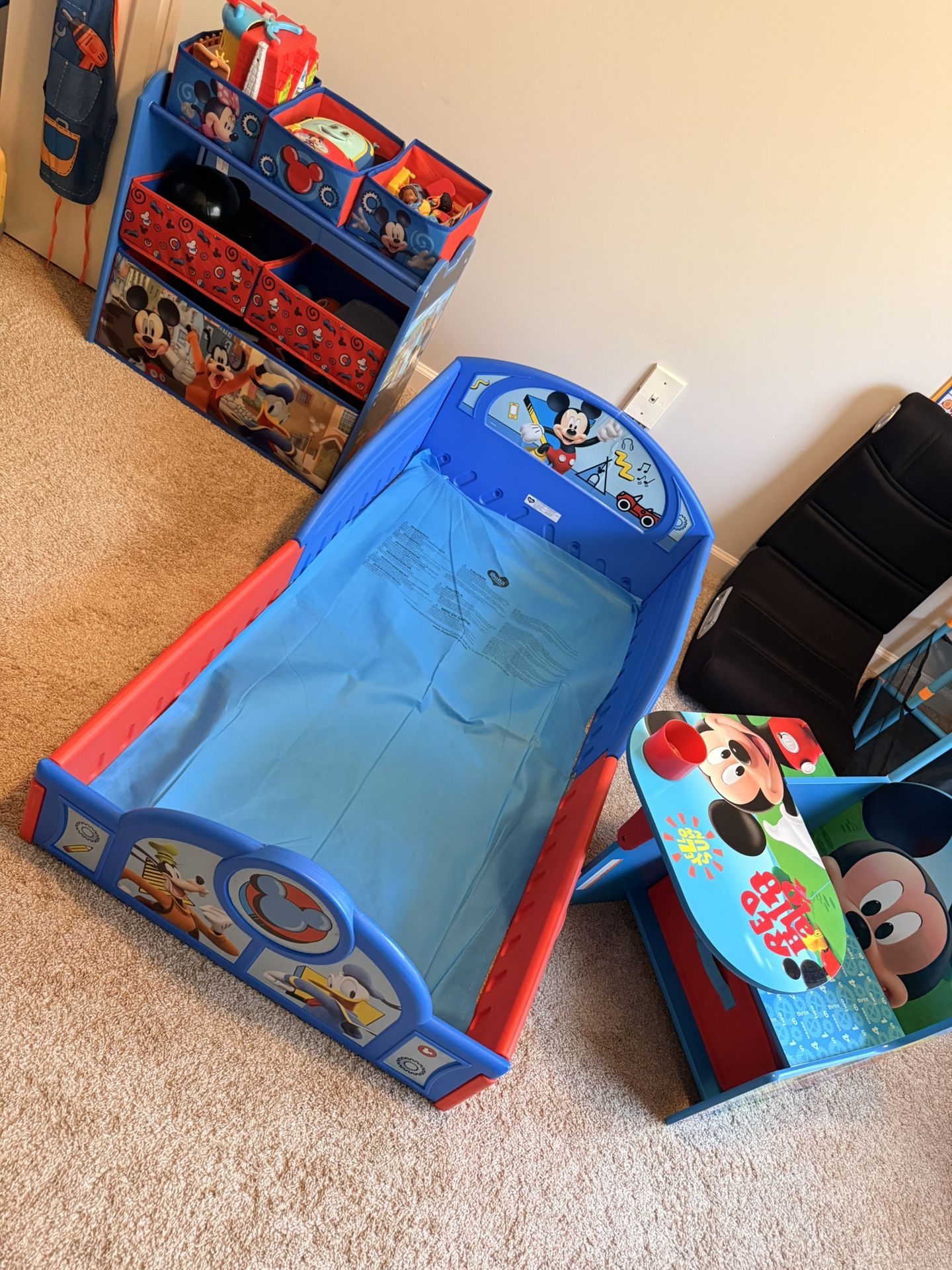 Mickey & Friends Toddler Bedroom Set – Bed + Toy Organizer + Chair 