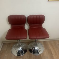 Set of 2 maroon bar stools
