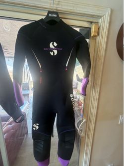 SCUBAPRO - Women's Definition 7mm Full Wetsuit, Size XS (Size 2).