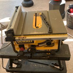 Dewalt DWE7485 Table Saw 