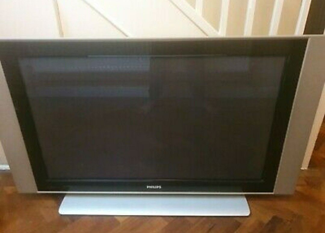 55" In. Phillips Tv With Remote