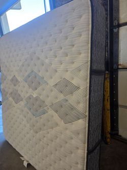 🔥KING SIZES MATTRESS ONLY $200🔥