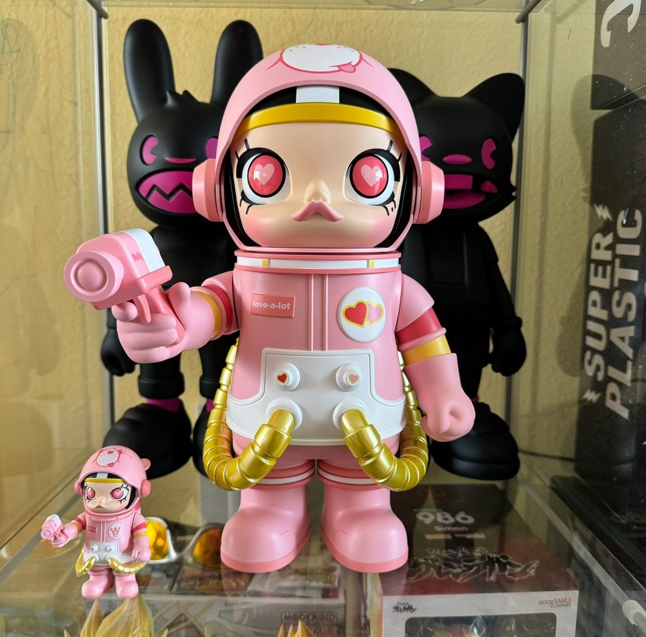 POP-MART MEGa SPACE MOLLY Molly 400%+100% Care Bears Love A Lot Bear Toy . $350