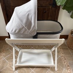 Uppababy Bassinet and Stand