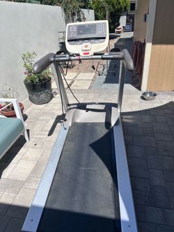 Precors Treadmill