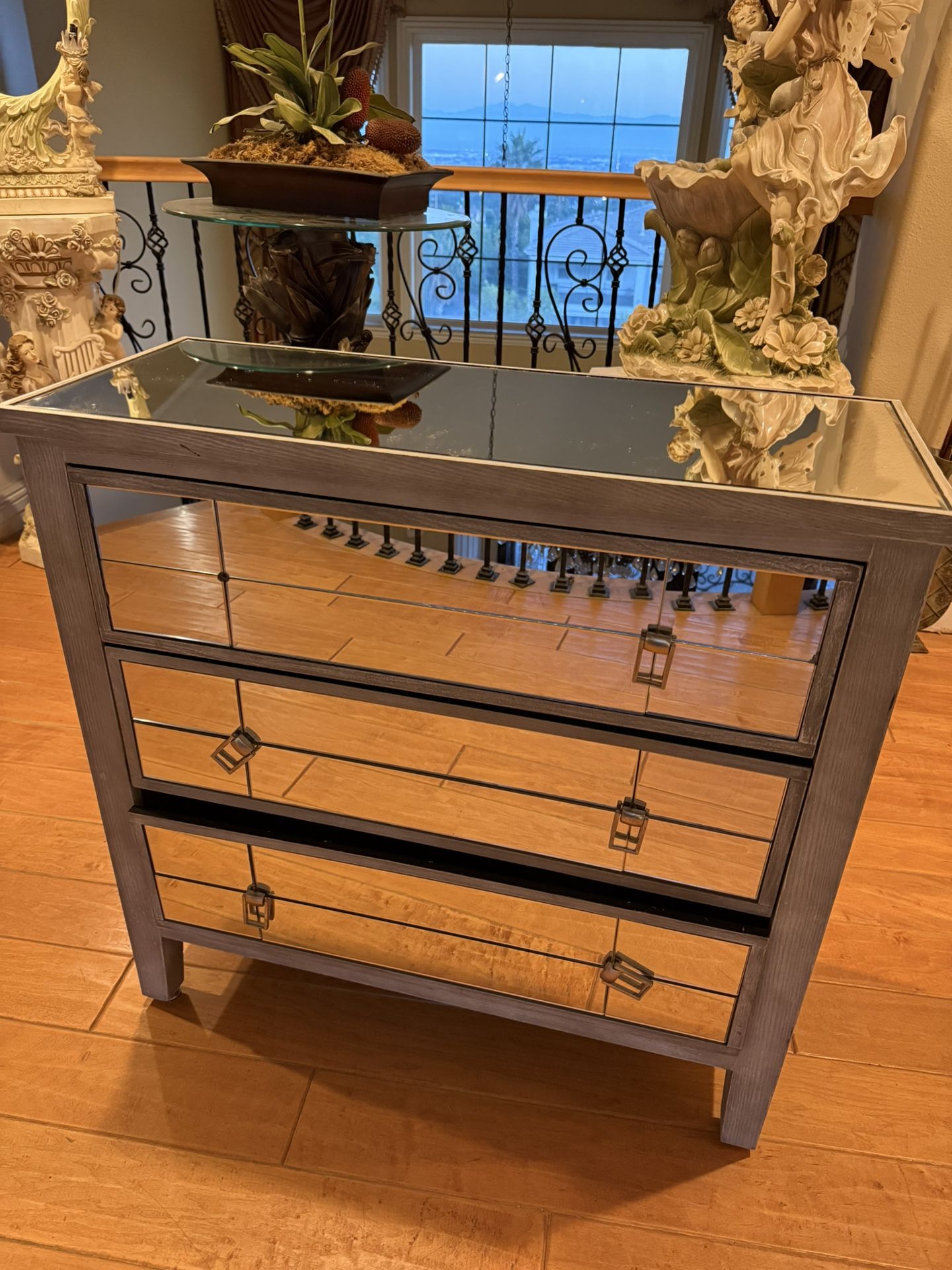 Mirror Dresser/Nightstand