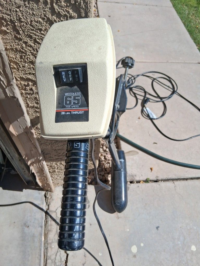 Minn Kota Weedless 65 trolling motor