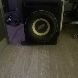 12" Blackmore subwoofer in enclosure + Crunch 2000W 2-channel amp - ground-breaking bass setup